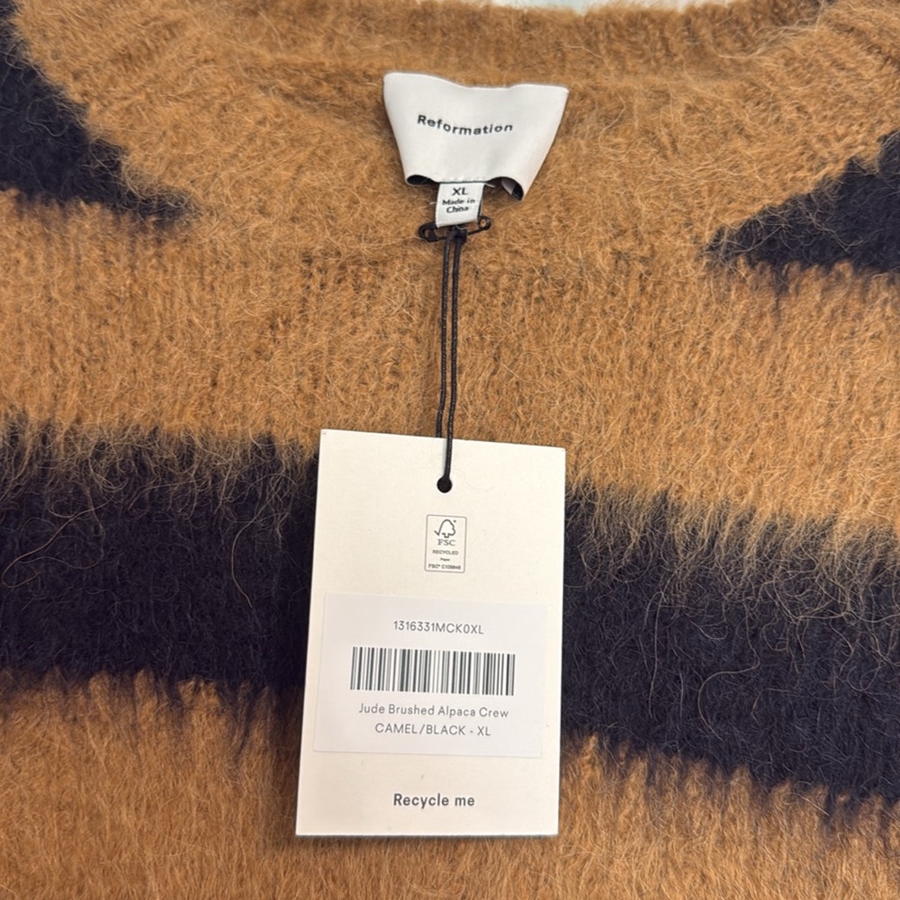 NWT Reformation Jude Brushed Alpaca Crew - Picture 5 of 5